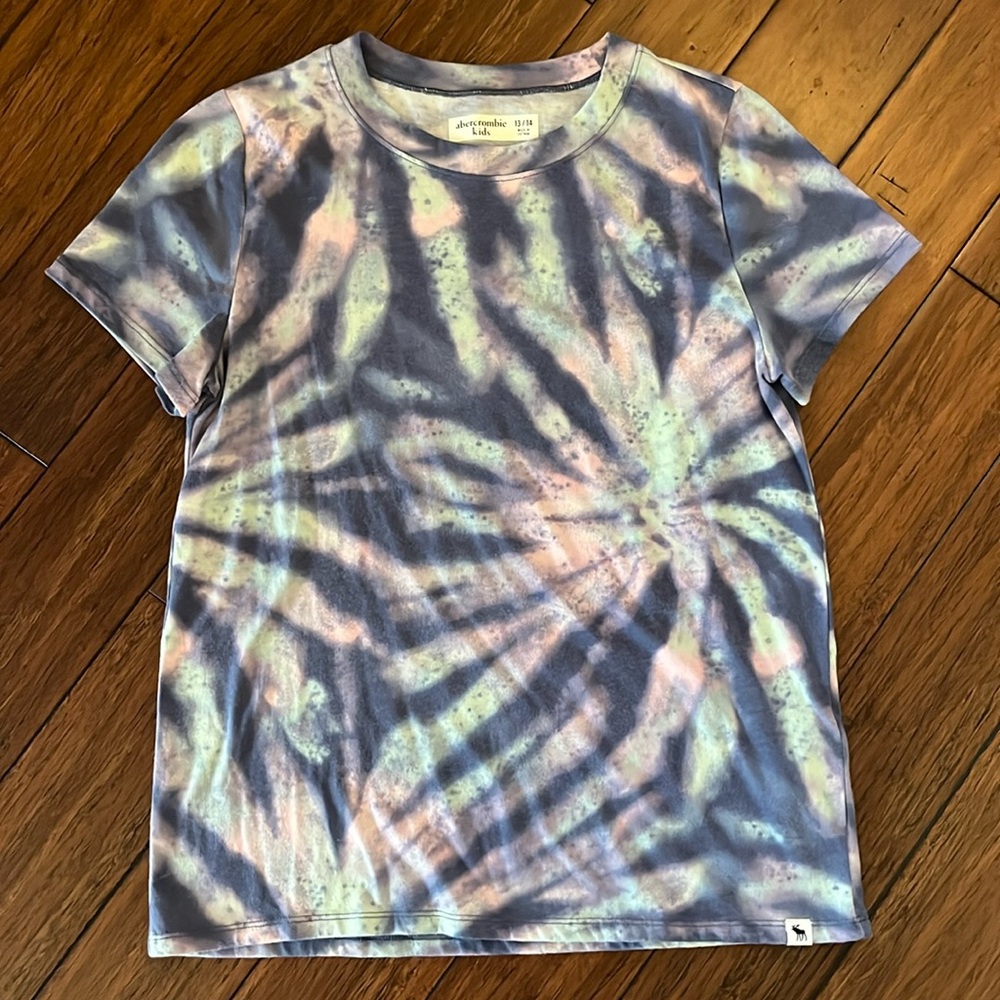 Abercrombie Kids Tie Dye Short Sleeve Shirt
